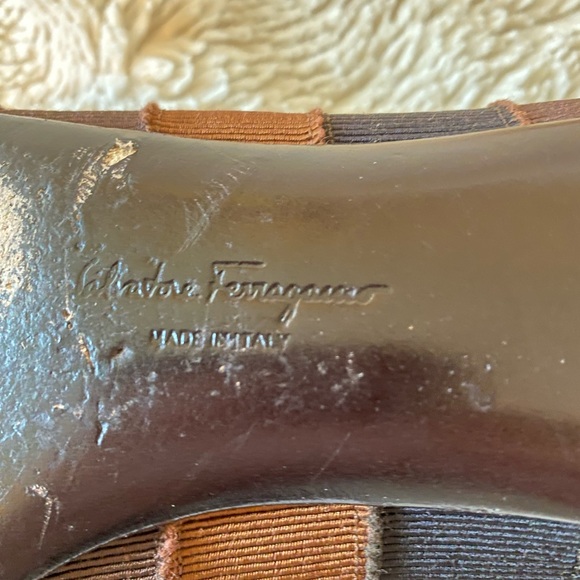 Vintage Salvatore Ferragamo Brown Flats - Picture 11 of 11